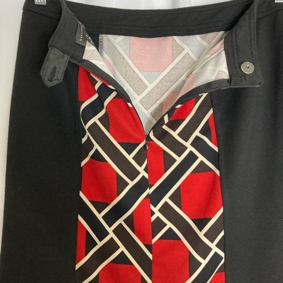 B3  EUC Grace elements kneelength abstract skirt,6 - Picture 3 of 4